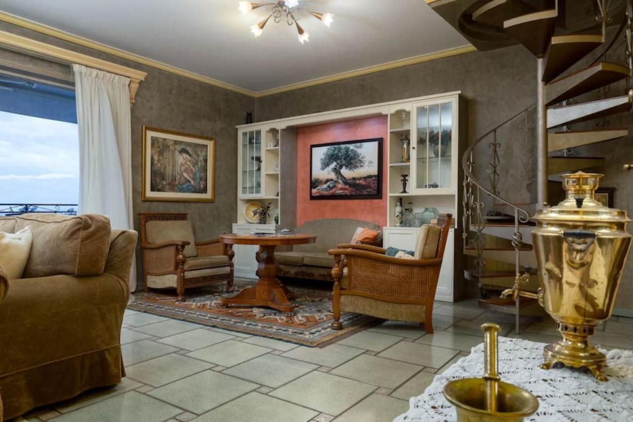 אתונה 165 Sm Penthouse Maisonette Apartment מראה חיצוני תמונה